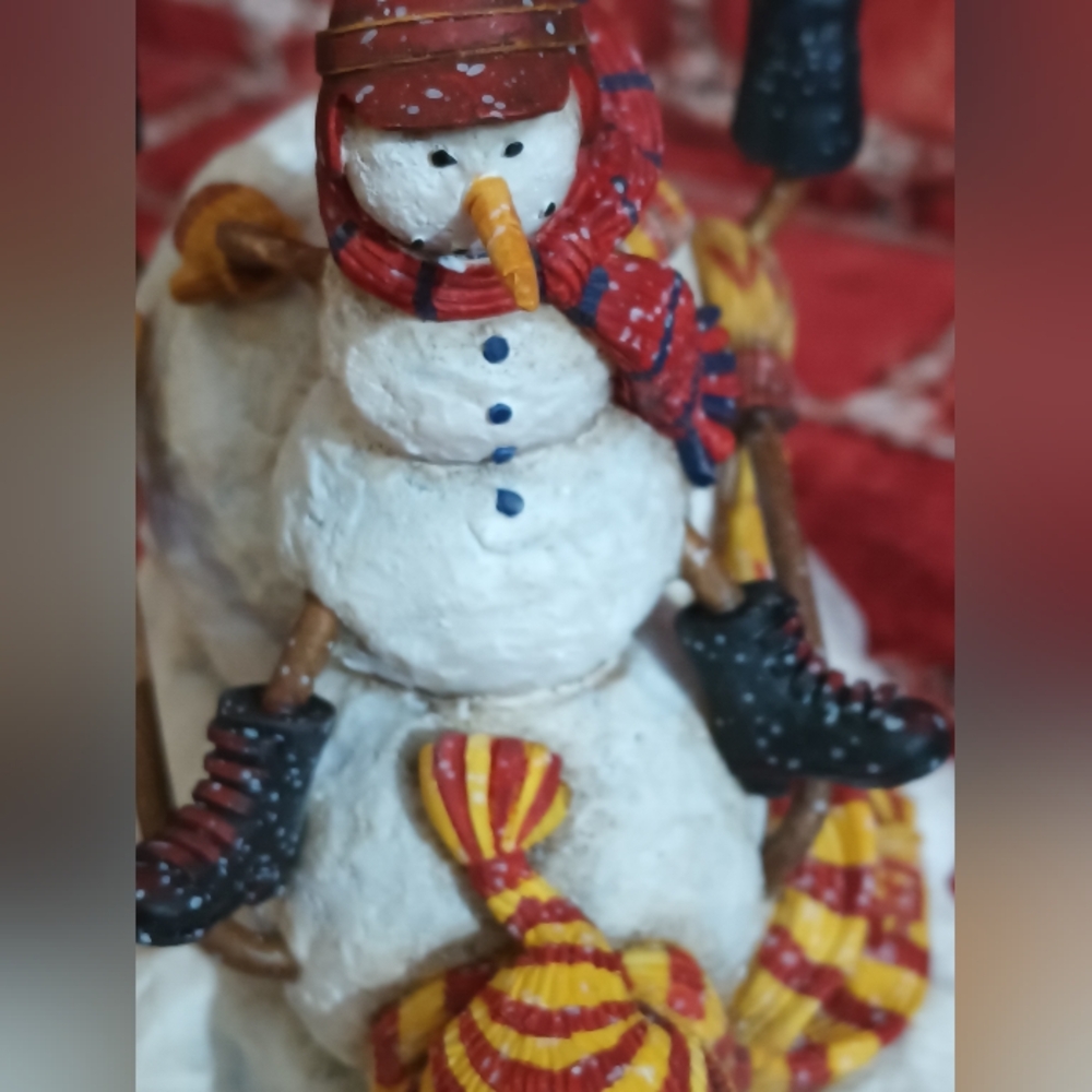 𝐖𝐢𝐭 & 𝐖𝐡𝐢𝐦𝐬𝐲 𝐒𝐧𝐨𝐰𝐦𝐚𝐧 𝐂𝐞𝐫𝐚𝐦𝐢𝐜 𝐑𝐀𝐑𝐄 𝐅𝐢𝐠𝐮𝐫𝐢𝐧𝐞 - Picture 5 of 13